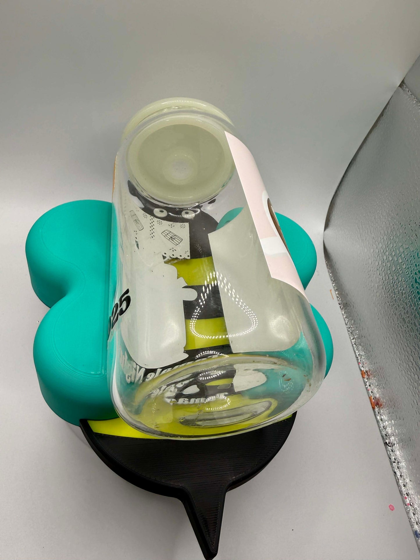 Bee Tumbler holder