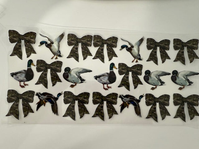 Camo Bows and Birds