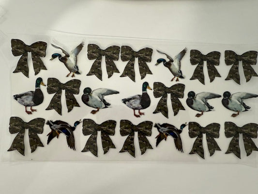 Camo Bows and Birds